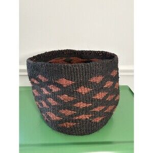 Black and Rust Brown Woven Planter Cover DIAMOND motif
